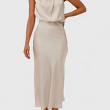 Rina - Eleganta Kleita ar Drapējumu