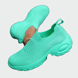 Klasiški sporta slip-on apavi ikdienas lietošanai